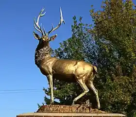 Elk (Milwaukee sculpture)