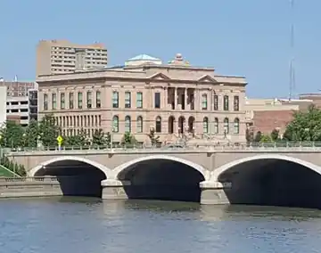 Old Downtown Des Moines Library