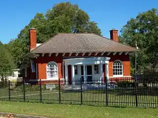 Howard Gardner Nichols Memorial Library