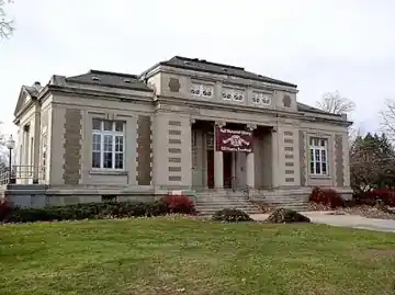 Hall Memorial Library (Ellington, Connecticut)