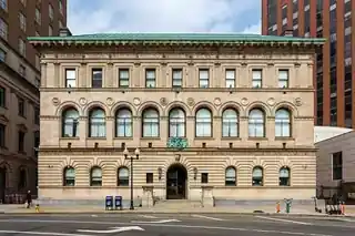 Newark Public Library