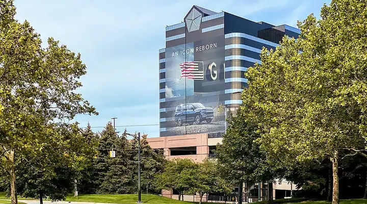 A local view of Auburn Hills, MI