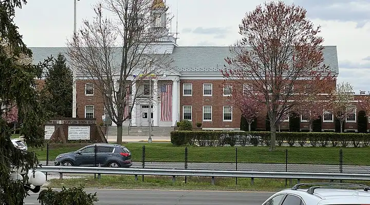 A local view of Babylon, NY