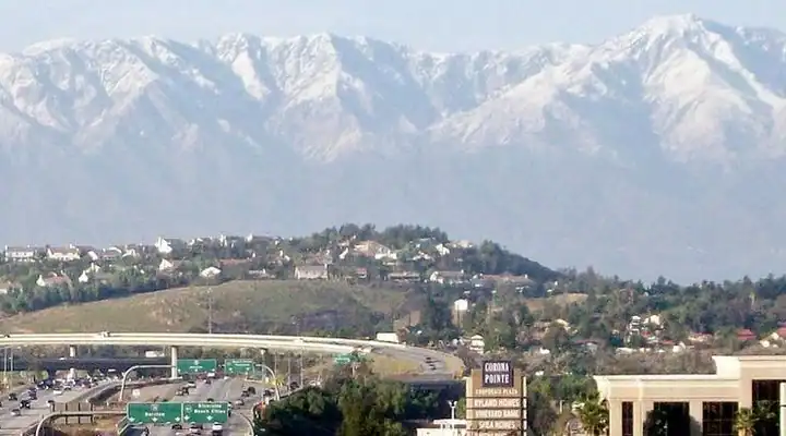 A local view of Corona, CA