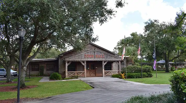 A local view of Davie, FL