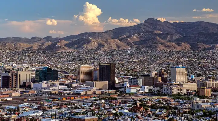 A local view of El Paso, TX