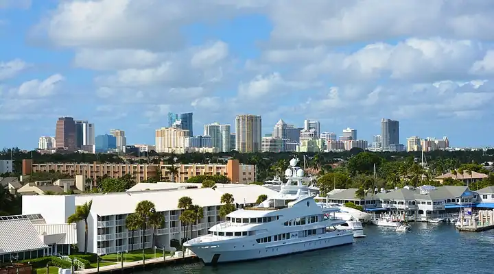 A local view of Fort Lauderdale, FL