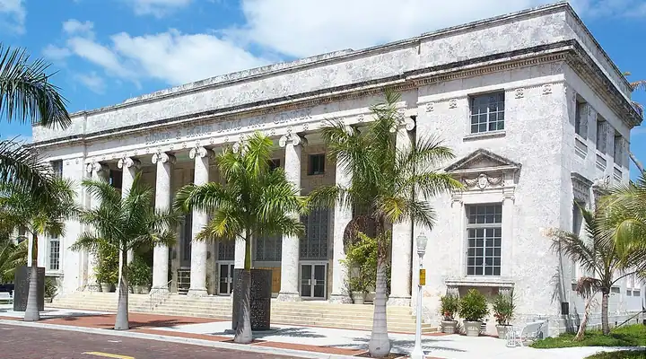 A local view of Fort Myers, FL
