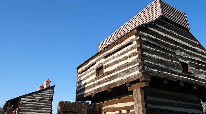 A local view of Fort Wayne, IN