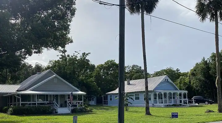 A local view of Lake Helen, FL