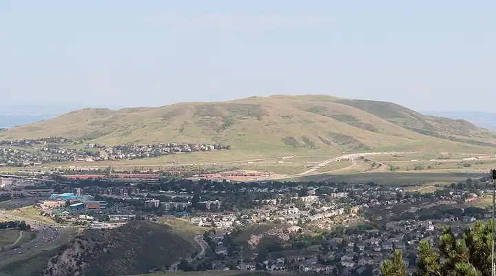 A local view of Lakewood, CO