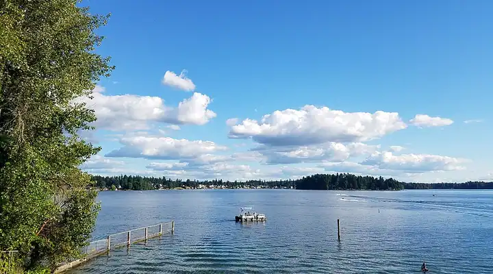 A local view of Lakewood, WA
