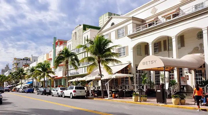 A local view of Miami Beach, FL