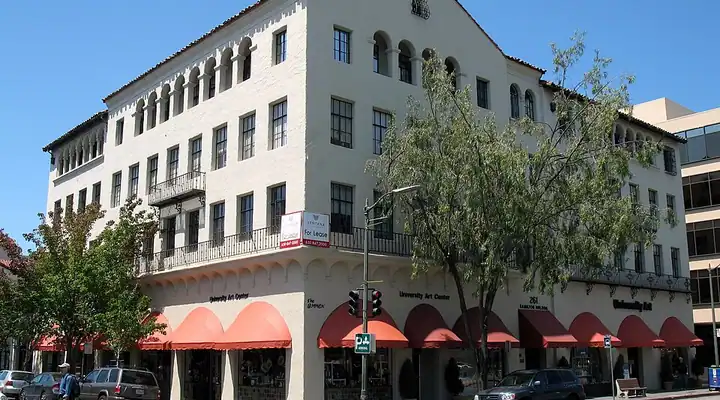 A local view of Palo Alto, CA