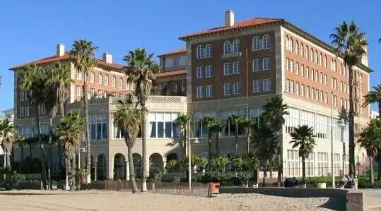 A local view of Santa Monica, CA