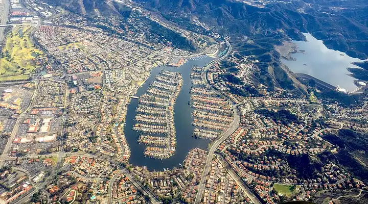 A local view of Westlake Village, CA