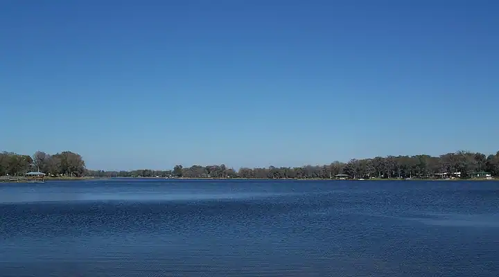 Lake Tsala Apopka in Citrus County near Beverly Hills, Florida