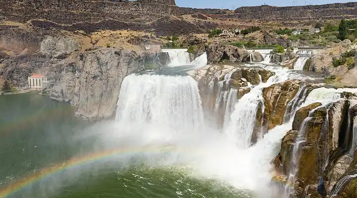 A view of Shoshone Falls in Idaho